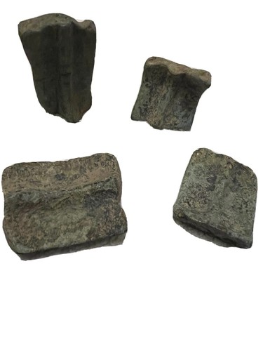 Medieval pot legs - , collection
